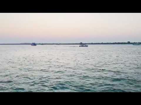 Abu dahbi corniche | corniche road | UAE capital | beach view