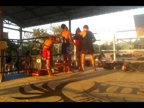 Sylvie's Tips - Knee Grab Counter to the Wall of China Block - Pi Long