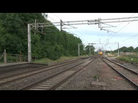 37194 and 37682 on 4Z60, 07:52, SO, Ditton (O Connors) - Tees Yard