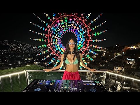KRISLY GARCIA DJ  ▶  LIVE SESSION MEDELLIN, ANTIOQUIA  ●  COMUNA 13 💥