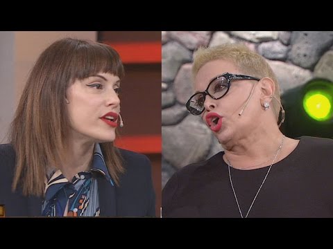 Due to past issues, Carmen and Connie killed each other live.