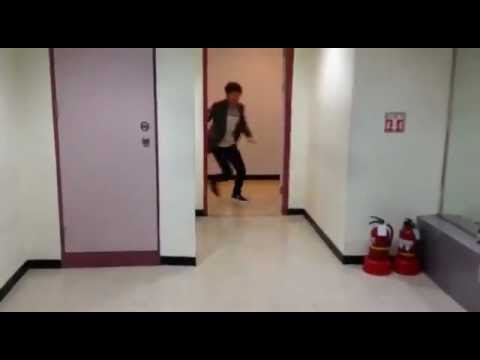 Super Junior LeeTeuk TwitVid