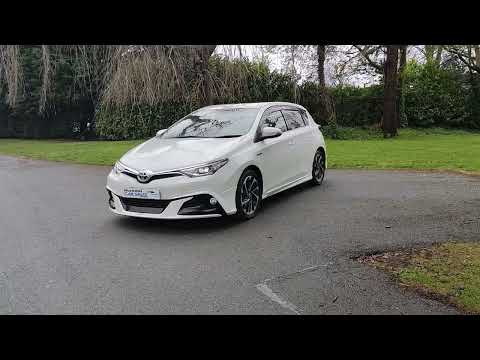 Toyota Auris 1.8 Petrol Hybrid G Package SOL Auto - Image 2