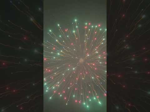 Klasek 150mm Shell *red w/green* 6inch #fireworks #pyro #feuerwerk #4thofjuly #firecracker