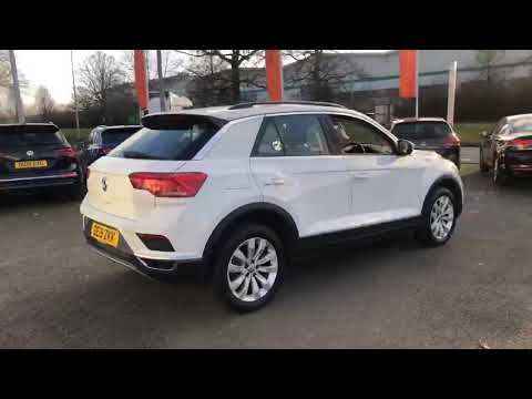 DE19ZKK - Volkswagen T-roc Diesel Hatchback SE