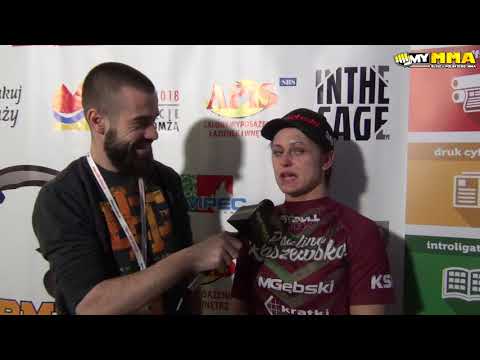 Paulina Raszewska po poddaniu Olgi Yakimchyk na gali Armia Fight Night 2 w Łomży