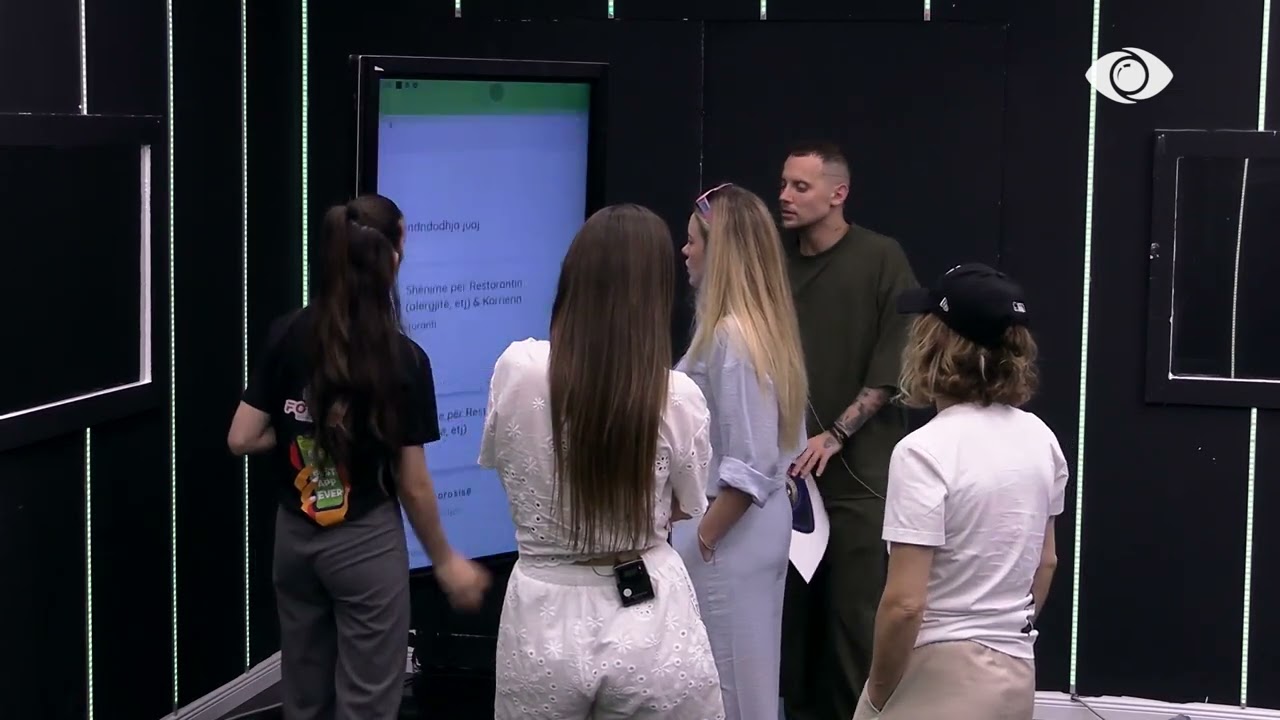 Zarf i bardhë/ Banorët do të porosisin darkën e tyre nga Foodini