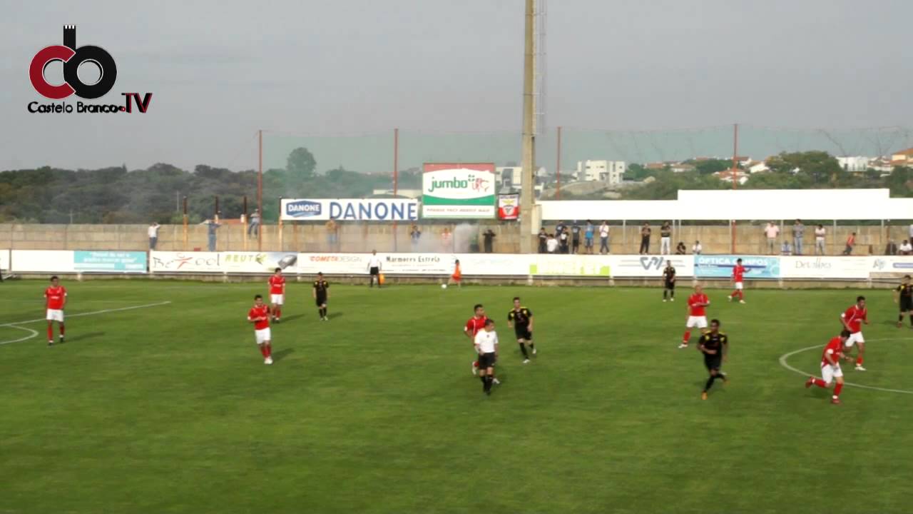 Jogo Futebol 3º Divisão Serie B entre Sport Benfica e Castelo Branco VS Sourence