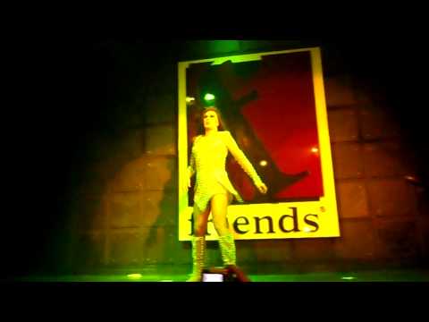 Lysa Bombom - Rejoice B'Day Barbara Blanko Bombom Boate Friends