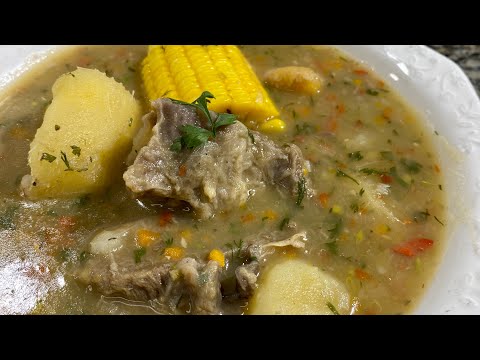 Sancocho de costilla de Res COLOMBIANO