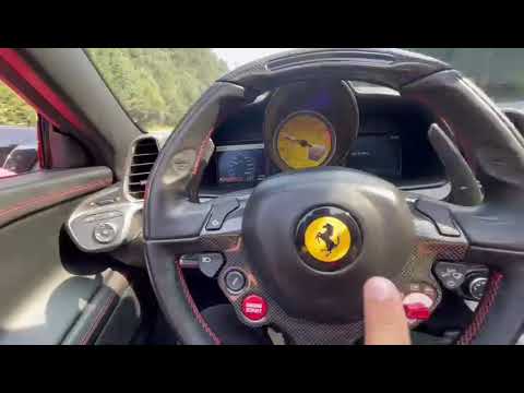 Ferrari 458 Italia vs Hellcat Redeye