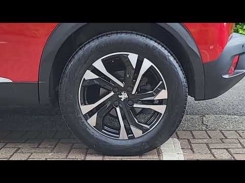 Peugeot 2008 Electric 136bhp (50 kWh) Allure - Image 2