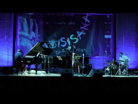 QUISISANA JAZZ 2011 - Francesco Nastro Trio Special Guest Max Ionata - Giro di Vite