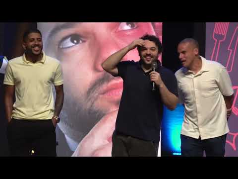 SHOW COMPLETO EM SALVADOR! RAPHAEL GHANEM BATE PAPO COM SOLTEIRAS, SOLTEIROS E CASAIS!!