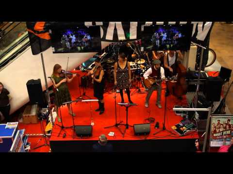 Birgit Denk & die Novaks - Der Novak lässt mich nicht verkommen - Wien, Gerngroß am 20.10.2012