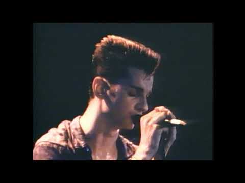 Video thumbnail for Lie to Me [Live in Hamburg, Alsterdorfer Sporthalle, Germany - 1984/12/09]