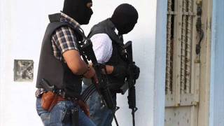 elite de los sicarios.- el komander