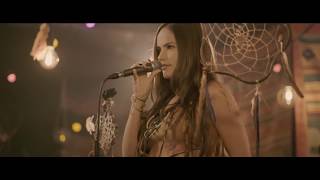 Video thumbnail of "Natalia Doco - El Buen Gualicho (LIVE)"