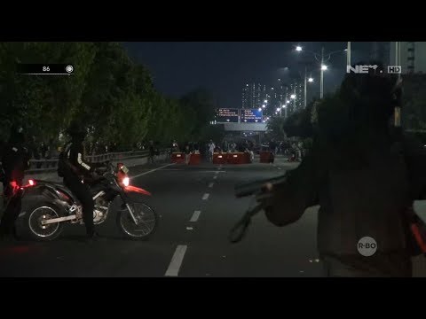 Tim Jaguar Tangkap Pelaku Tindakan Anarkis Saat Demo Berlangsung - 86