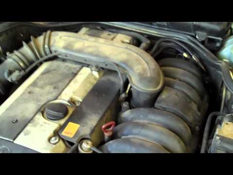 Replace Camshaft position sensor on Mercedes 1997 E320