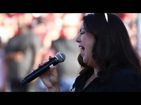Krystal Keith’s Emotional Steelers Anthem: A Tribute to Toby Keith