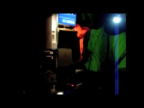 Ced Swift cuts the breaks @ Groove Unity #1 (Feb. 20th 2010)