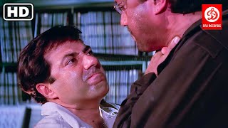 Action Scenes from Farz - Fight Between Sunny Deol