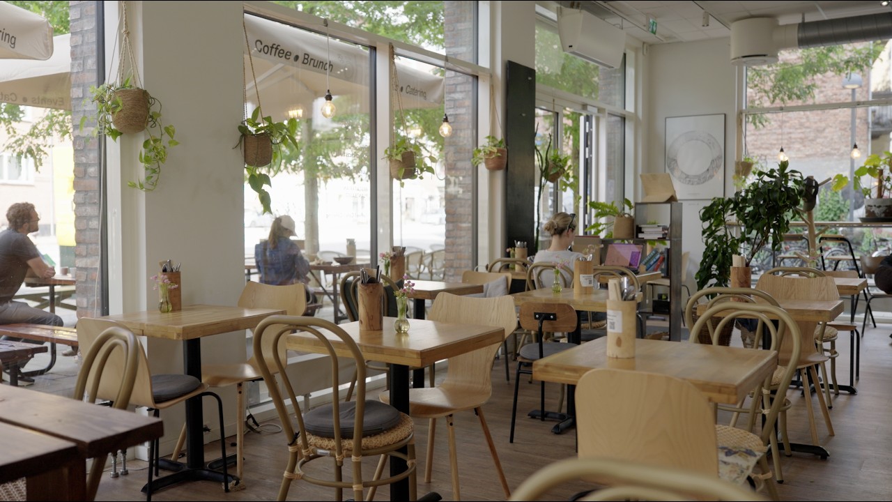Cafe Oha hero brand film