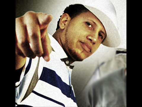 Tirando Realidad (Con El Chobbi y Juanma) - Juaninacka y Makei  [Canciones de Ahora y Siempre]