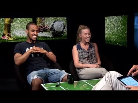 24Fotboll med Junes Barny och Emma Krantz