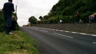preview picture of video 'IOM 2014 superbikes 2 6 2014'