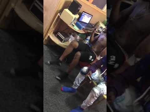 Kolonel freez vokal ( trap moman ) Music sa Red records