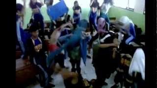 preview picture of video 'HARLEM SHAKE- N B A- SMPN 2 BUDURAN (Part 1)'