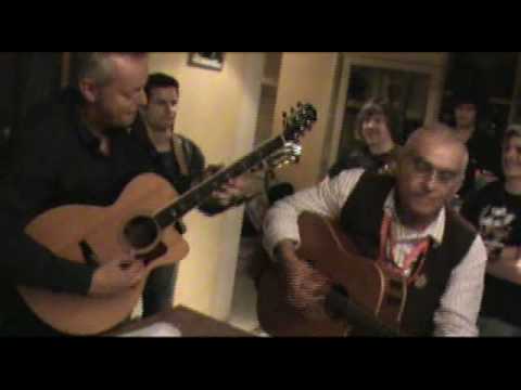 Tommy Emmanuel & Pierpaolo Adda paying tribute to Bruce Welch of The Shadows