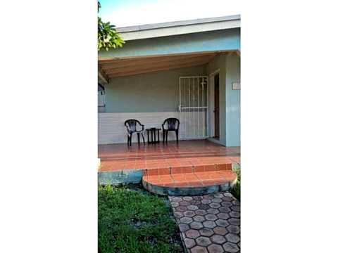 11750 SW 176 ST,Miami,FL 33177 House For Sale