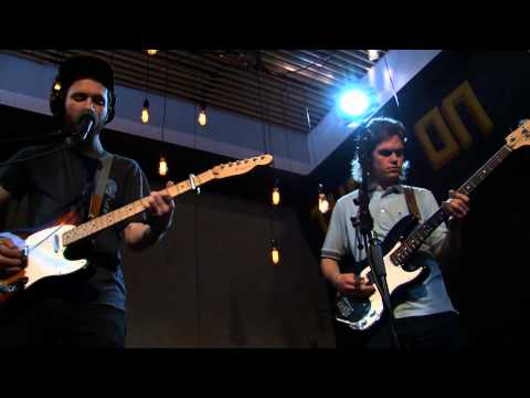 Eight One Sixty Session : She's A Keeper - 'Staying Up' | The Bridge