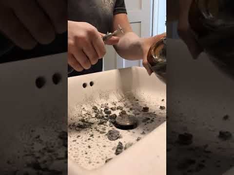 How to use diamond cut off wheel for dremel