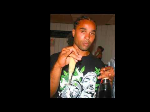 MIKY DING' LA - DOUDOU (Septembre 2012) BOUYON LOVE VMJS