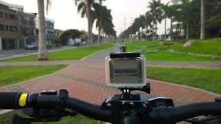 preview picture of video 'Nueva ciclovía en La Molina (Lima, Perú)'