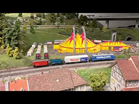 W. Kaiser: SmileStones - Miniature World - Neuhausen am Rheinfall - SH