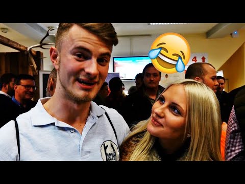 #COMEDY #PRANK 😂 Jagd Messe | Q&A an Jäger/-innen 😏💦 - Jagdkrone