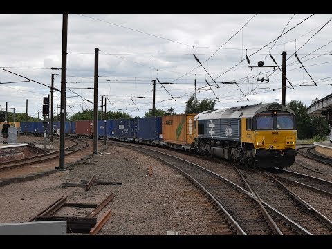 Trains At York | BR Blue 66789 | MK4 Drag [HD]
