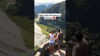 Don't skip this place in Vietnam! Watch the complete video full of travel tips 👆🏼 #vietnam #ninhbinh