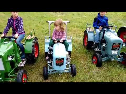 Otto Modelle - Minitraktoren bei der Probefahrt