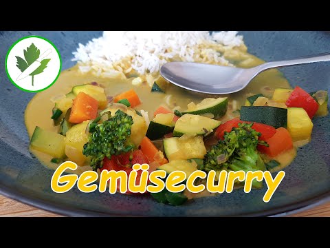 Light vegetable curry with rice - the perfect summer dish