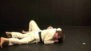 preview picture of video 'MMA Training Westwood Nj - Head And Arm Choke'