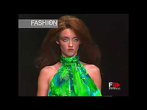 Versace women's spring summer 2000 fashion show
