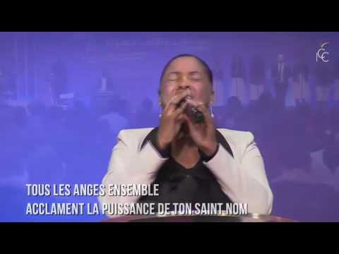 MEDLEY : LE SAINT ESPRIT EST LA!!!  | SYLVIE TAGBO