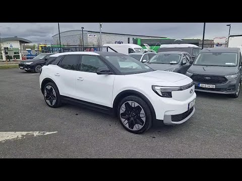 Ford Explorer Premium 77kWh Extended Range/driver - Image 2