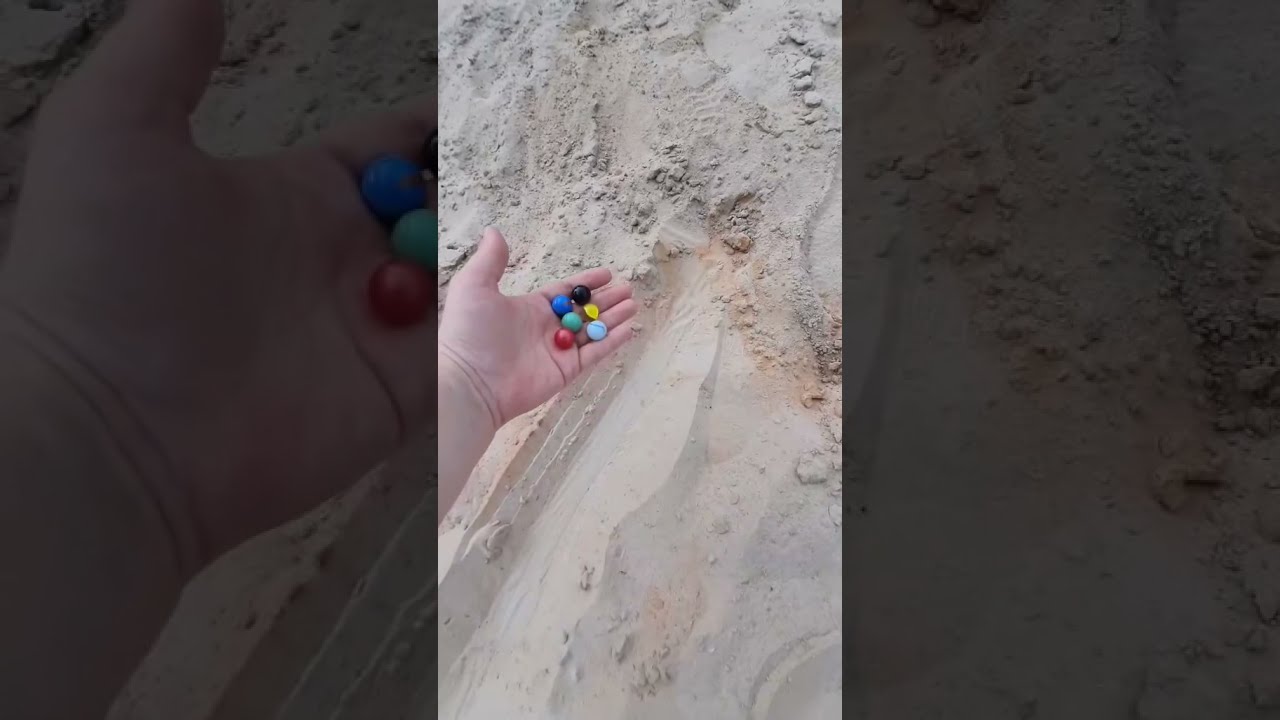 Marble Race on the Sand